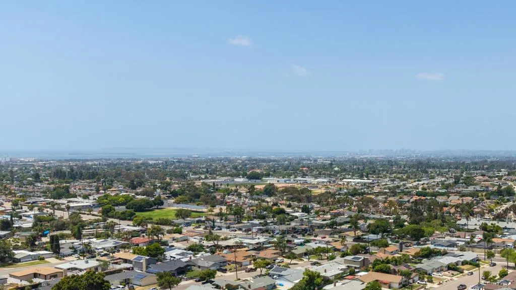 https://cdn.realtyfeed.com/cdn/127/306722593/edd719593577fbaea81aa960489f0d51.webp