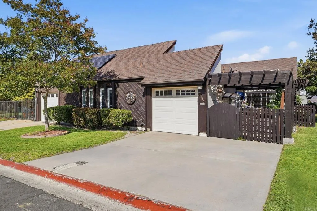 https://cdn.realtyfeed.com/cdn/127/306722605/3208ea97eb7f0348110a02213078ae5e.webp
