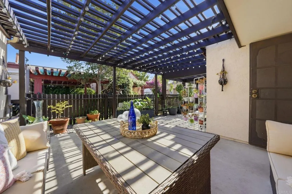 https://cdn.realtyfeed.com/cdn/127/306722605/6e095e190aee4f8aa4562e397b858589.webp