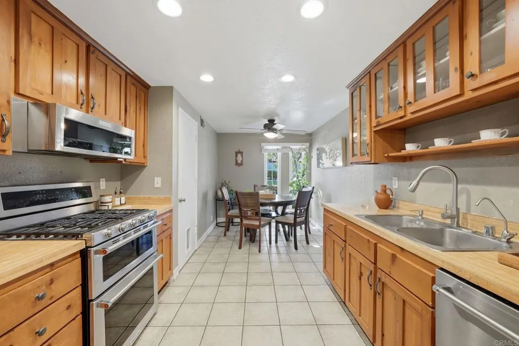 https://cdn.realtyfeed.com/cdn/127/306722605/b6b87a2a0e7eadbc9912fd6491911890.webp