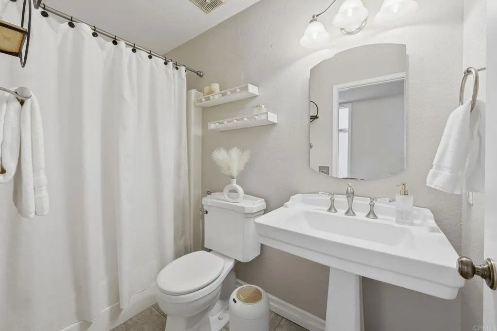 https://cdn.realtyfeed.com/cdn/127/306722605/bf05607f36806baabc9cd4cbac894f1f.webp