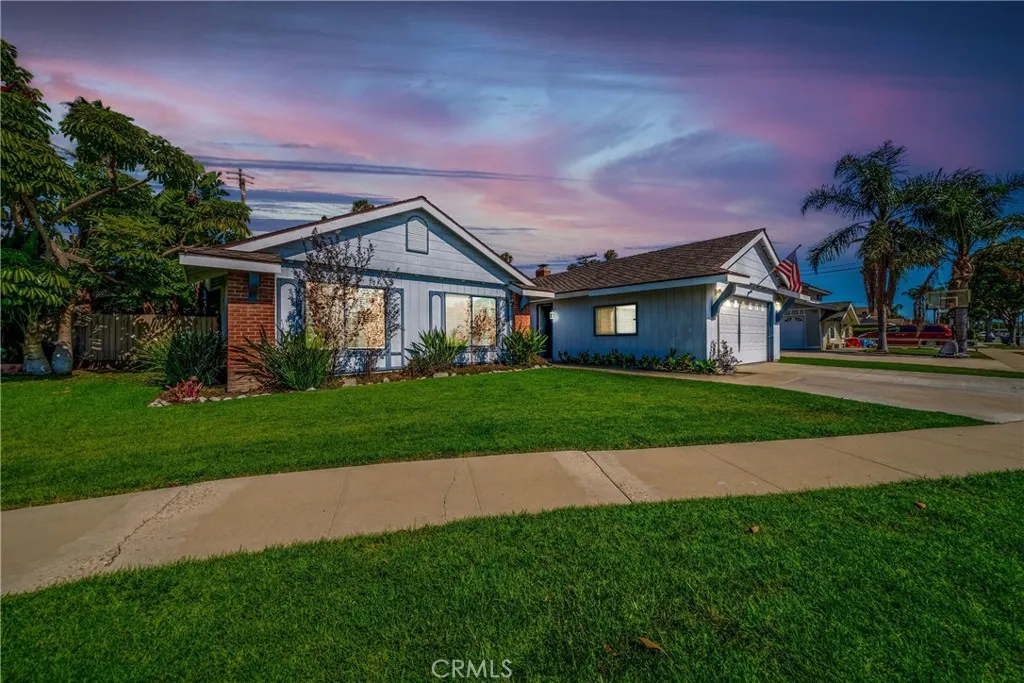 Costa Mesa, CA 92626