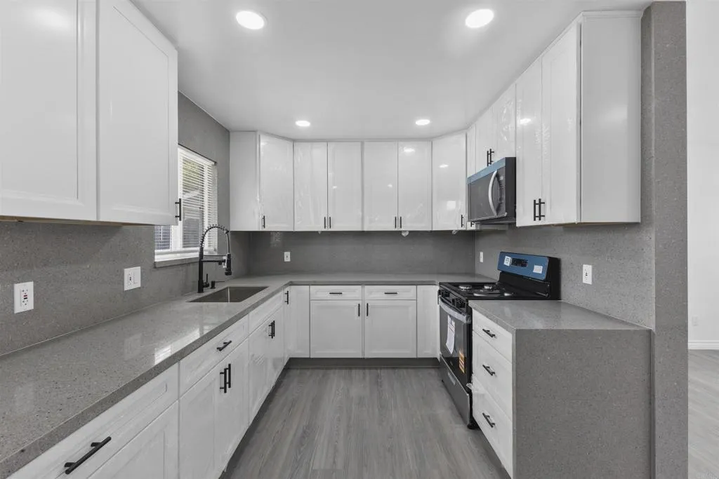 https://cdn.realtyfeed.com/cdn/127/306722653/10187f9a1b02bb739af7026bcbc8eddf.webp