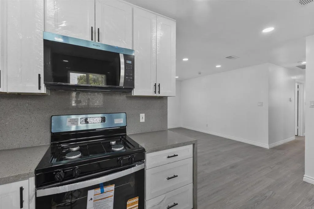 https://cdn.realtyfeed.com/cdn/127/306722653/22c5a87939b86459374525e9e6b942ef.webp