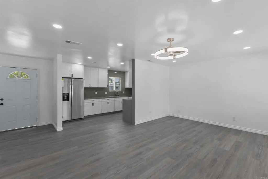https://cdn.realtyfeed.com/cdn/127/306722653/47c754ac53a2e3b696992f68f8840e17.webp