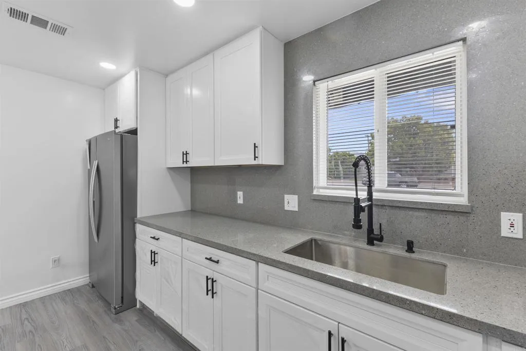https://cdn.realtyfeed.com/cdn/127/306722653/a792ebc22e90f8e6c8ed7f694d70d114.webp