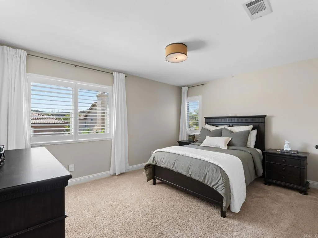 https://cdn.realtyfeed.com/cdn/127/306722656/171ee0ef1a125c39f5d1fde147bb45f4.webp