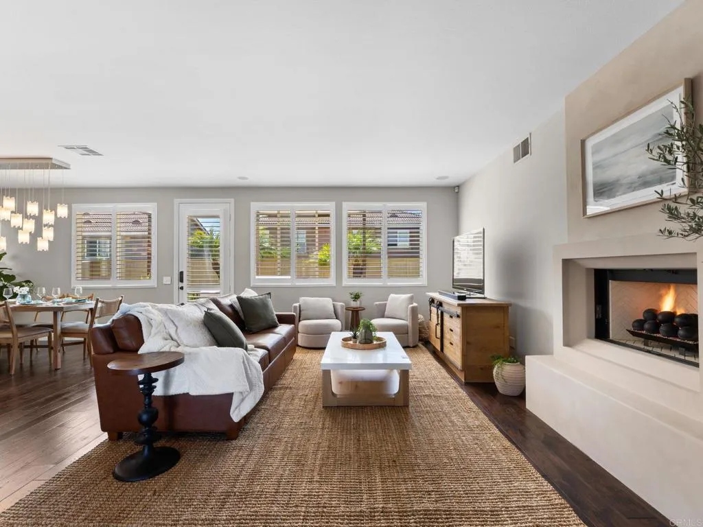 https://cdn.realtyfeed.com/cdn/127/306722656/230588519ec4a67f504d72e31117225a.webp