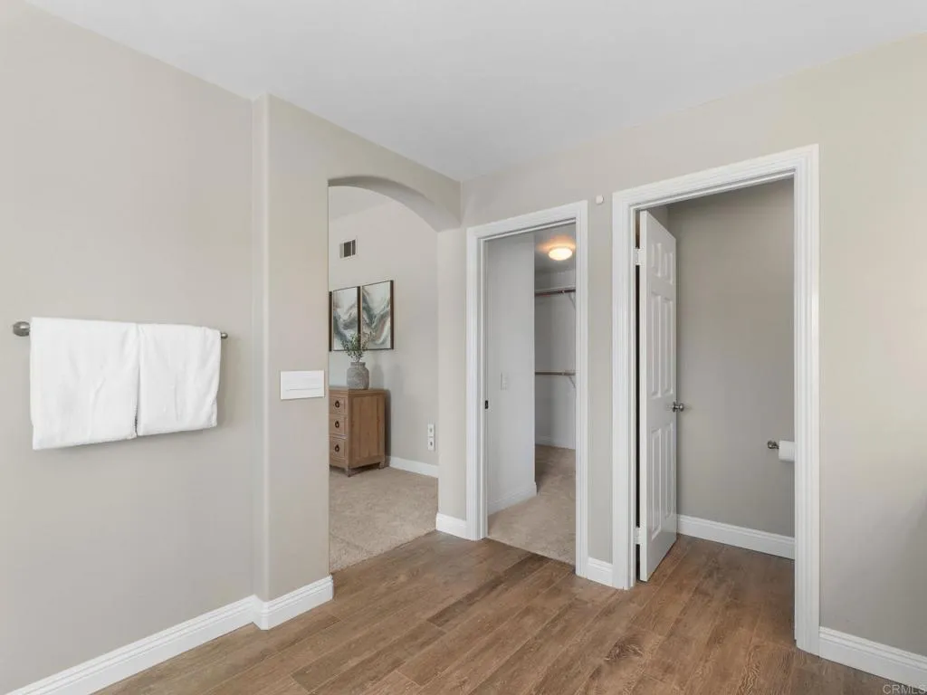 https://cdn.realtyfeed.com/cdn/127/306722656/9c8ef1112636306ea0bfa9c764d6fcf8.webp
