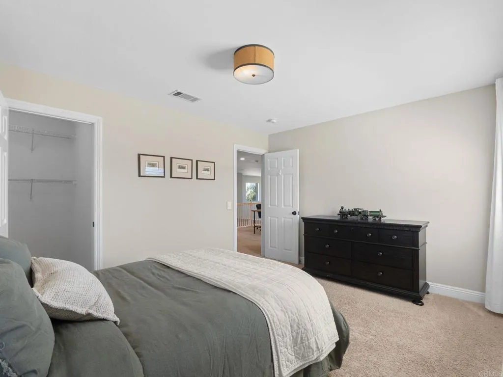 https://cdn.realtyfeed.com/cdn/127/306722656/9cfeaf9358d11dbff2e73b1b7a893d9f.webp