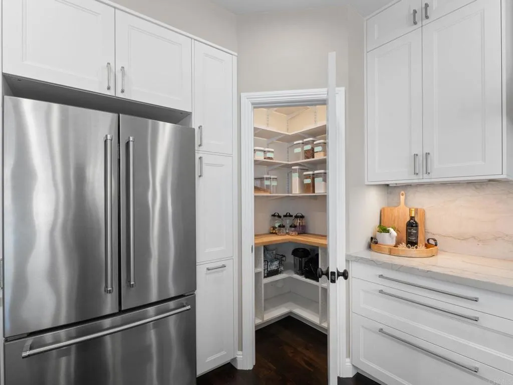 https://cdn.realtyfeed.com/cdn/127/306722656/a4090291993e80d442a1357634fb7778.webp