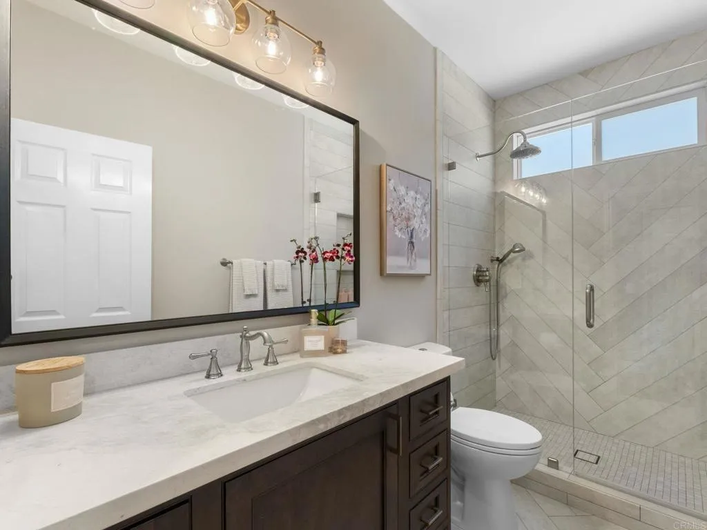 https://cdn.realtyfeed.com/cdn/127/306722656/f7ee36aa76a4465876b2252d3f8040ea.webp