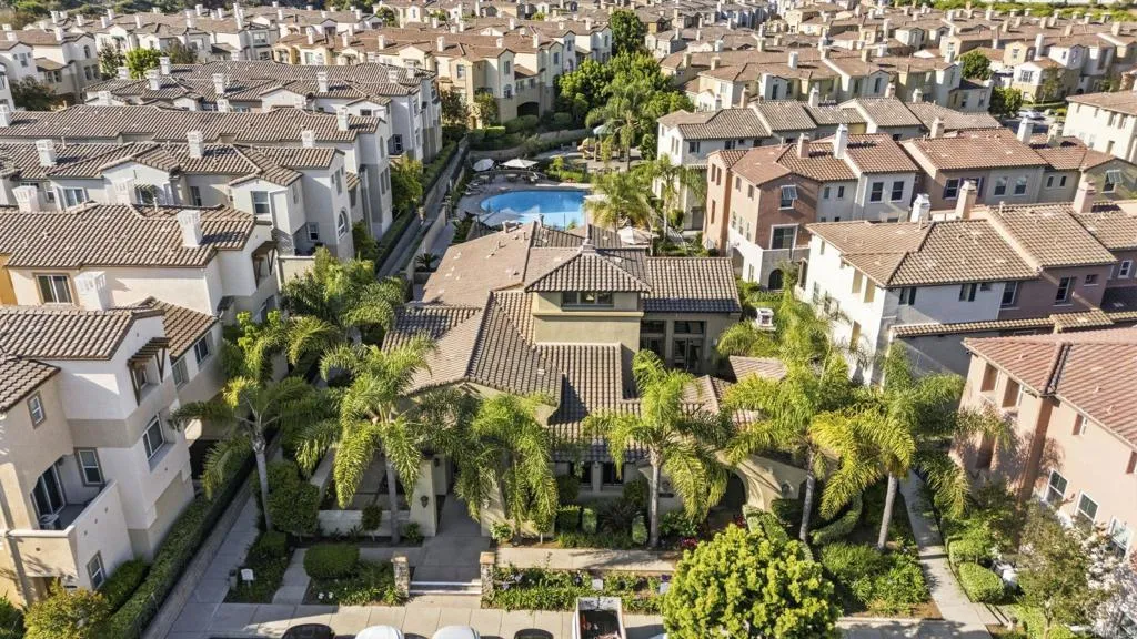 https://cdn.realtyfeed.com/cdn/127/306722727/ef56b2d02ee769e5f1307525bd394e00.webp