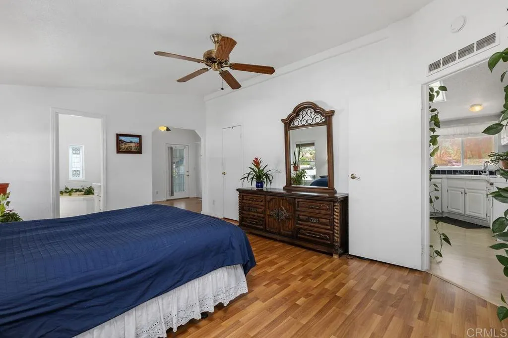 https://cdn.realtyfeed.com/cdn/127/306722759/9fb2ee10811bd74004bd0c1a0c9f0080.webp