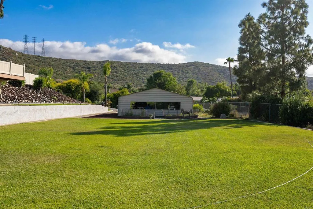 https://cdn.realtyfeed.com/cdn/127/306722789/c431c098810462dca60d8ebecd74f211.webp