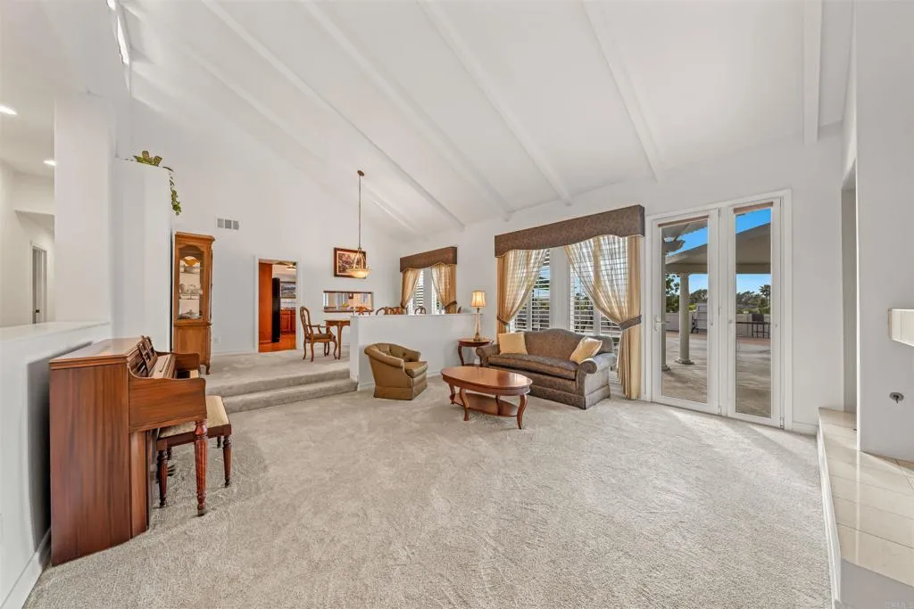 https://cdn.realtyfeed.com/cdn/127/306722789/c930e531abe980d28b74c50347b29f08.webp