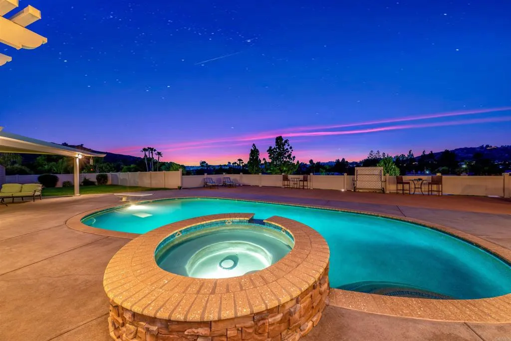 https://cdn.realtyfeed.com/cdn/127/306722789/f25973296c8f151e61f4b327d5c172d1.webp
