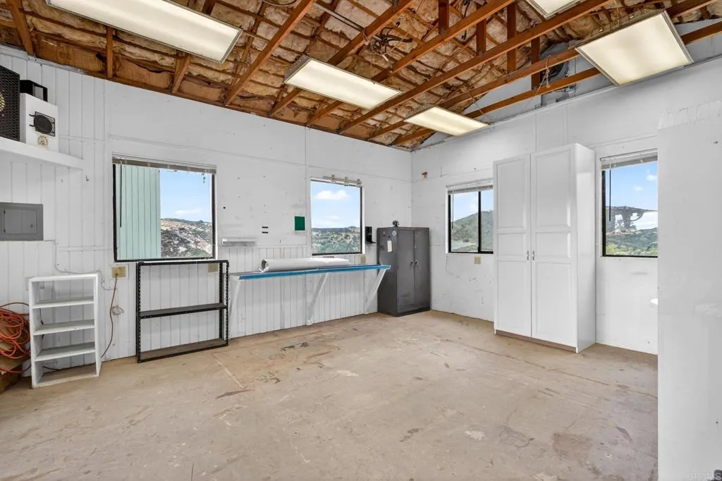 https://cdn.realtyfeed.com/cdn/127/306722791/1430703fc1d0e128f595bb2815b7beb2.webp