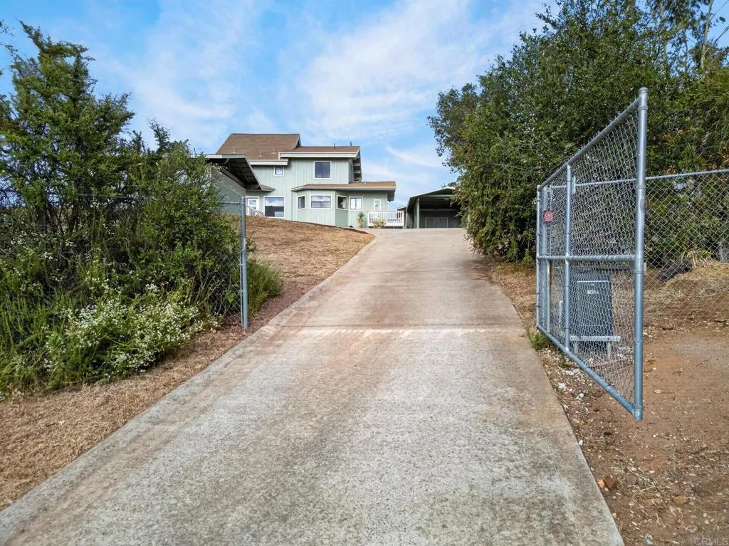 https://cdn.realtyfeed.com/cdn/127/306722791/14f6c65833754076a4de8eed85ce4279.webp