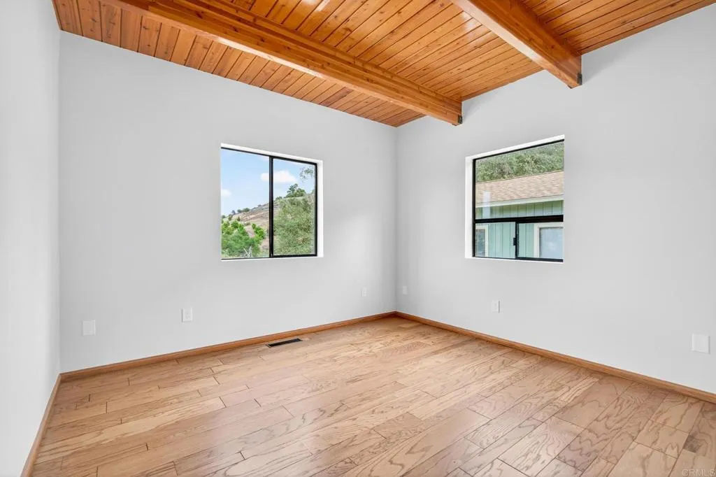 https://cdn.realtyfeed.com/cdn/127/306722791/3680a0573e1ab6af0902fd883d35bd32.webp