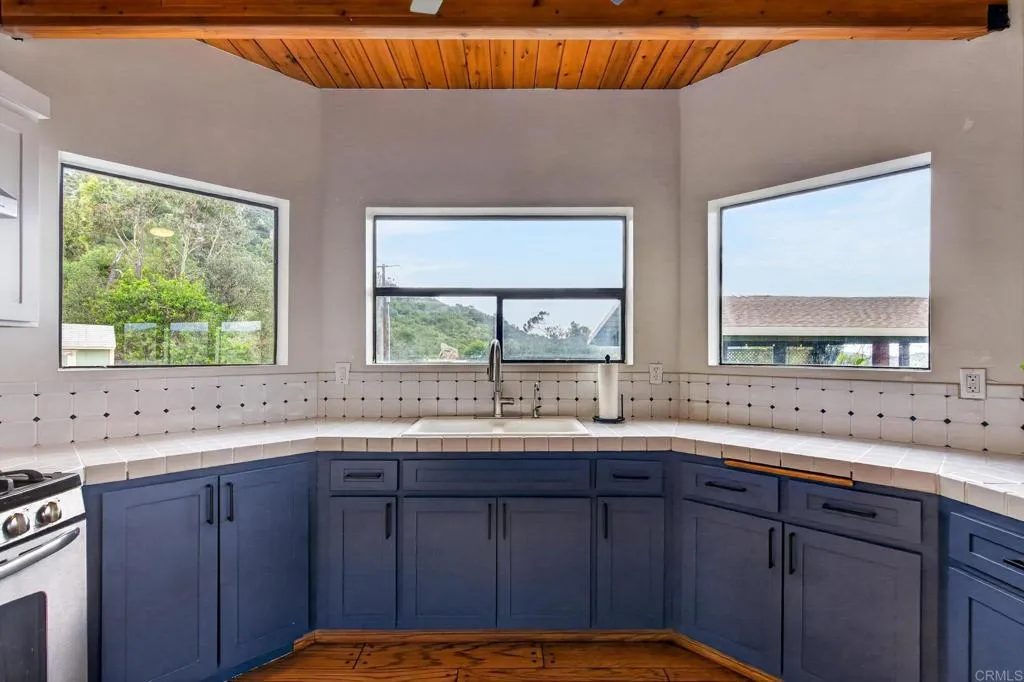 https://cdn.realtyfeed.com/cdn/127/306722791/751c6b6325216334405de2cf2933bf14.webp