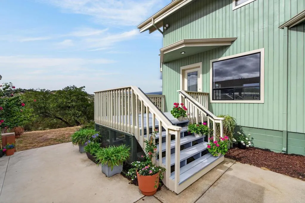 https://cdn.realtyfeed.com/cdn/127/306722791/81b3975c0655a855c664c5876496cdb6.webp