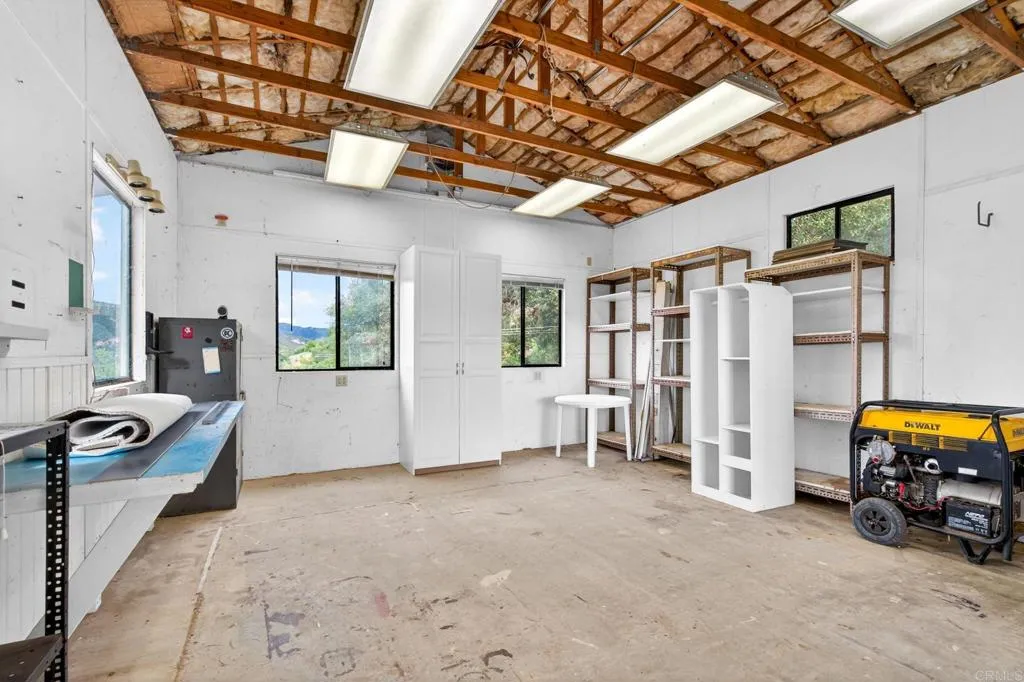 https://cdn.realtyfeed.com/cdn/127/306722791/90afb90de88cc6c41a29a4d600e34293.webp