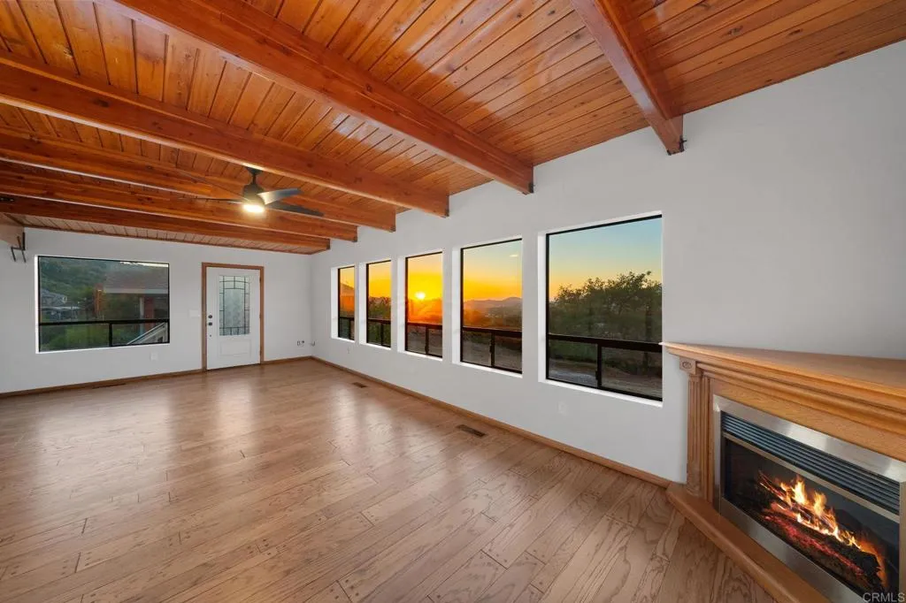 https://cdn.realtyfeed.com/cdn/127/306722791/92c6f78055200267a4961402f12abce9.webp