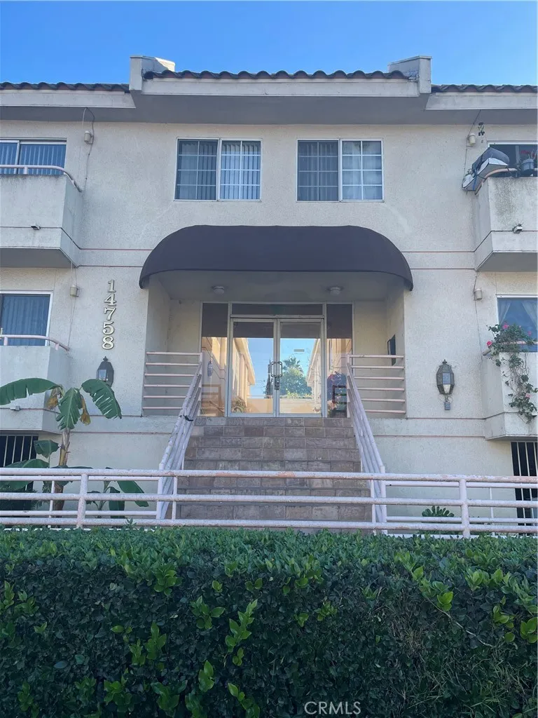 Sherman Oaks, CA 91403