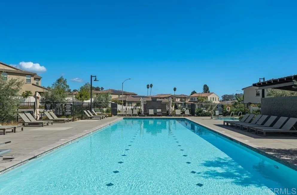 https://cdn.realtyfeed.com/cdn/127/306722826/5d009d4b2cfcaebac8bab30f734dc832.webp