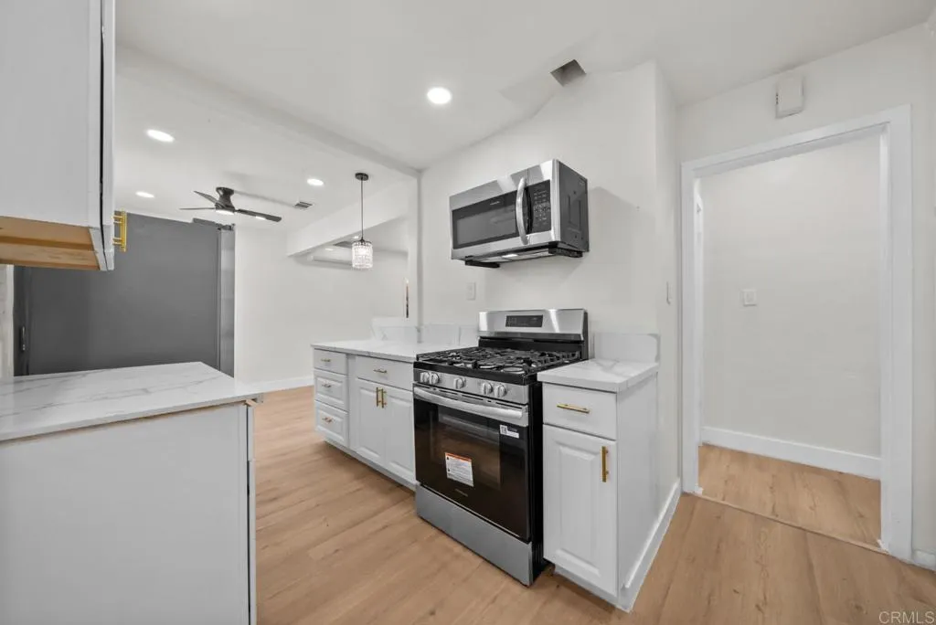 https://cdn.realtyfeed.com/cdn/127/306722833/787d3d617ef58c1fdafd62dfe19aca9a.webp