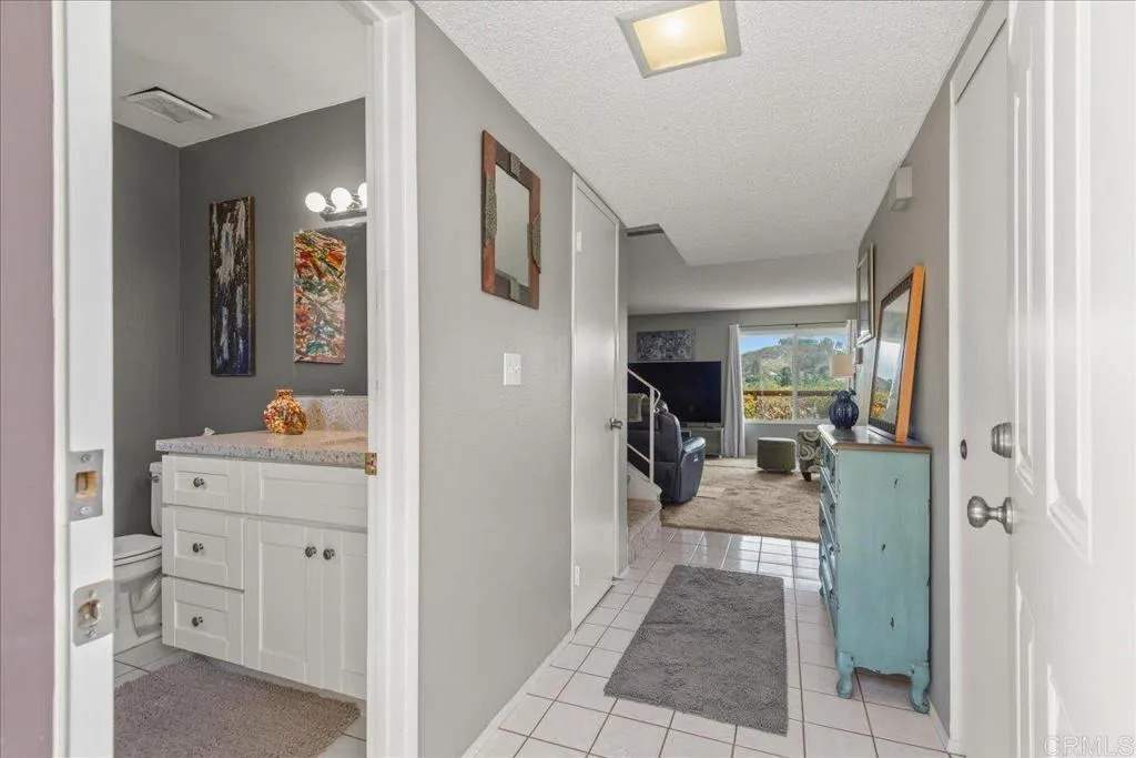 https://cdn.realtyfeed.com/cdn/127/306722878/8c292e593b80391de3474f7c35b81cb1.webp