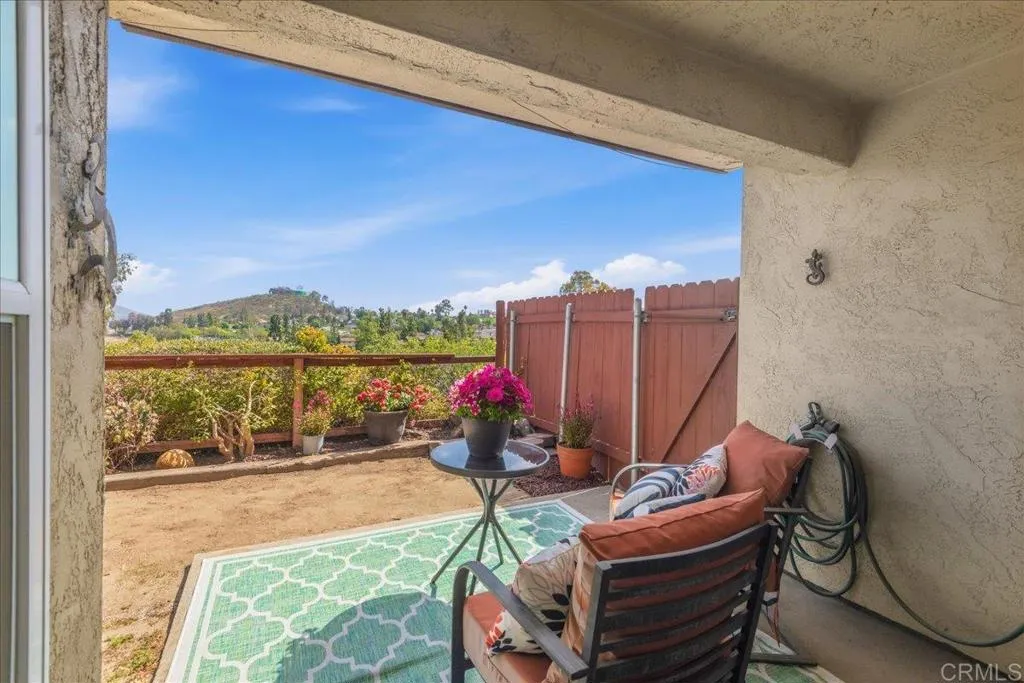 https://cdn.realtyfeed.com/cdn/127/306722878/9518732009a65eb6b1d55bcb84b1bafa.webp