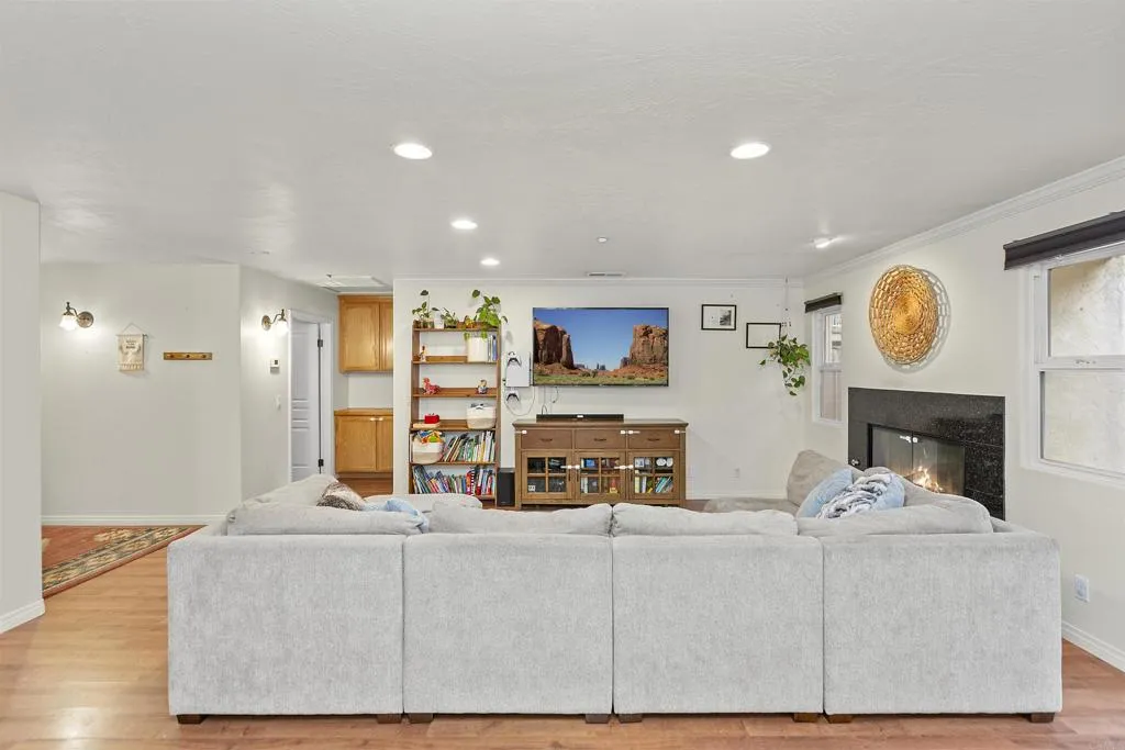 https://cdn.realtyfeed.com/cdn/127/306722890/50146744e9f7611fbefa20c260420f6d.webp