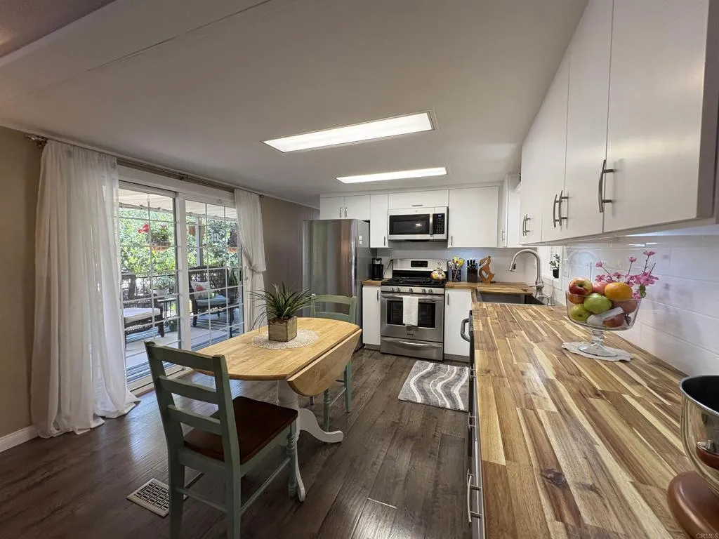 https://cdn.realtyfeed.com/cdn/127/306722915/38c981cdb47d1c82394b52b03da539d8.webp