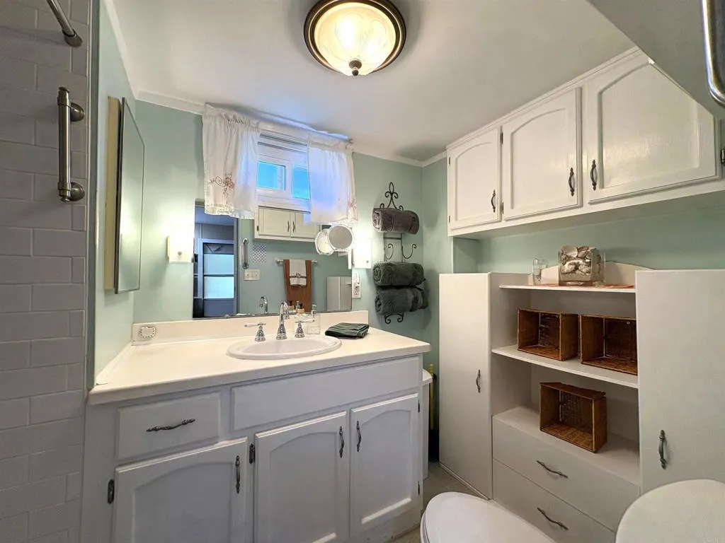 https://cdn.realtyfeed.com/cdn/127/306722915/db783be259cd4eaac41c7d72f1a7d138.webp
