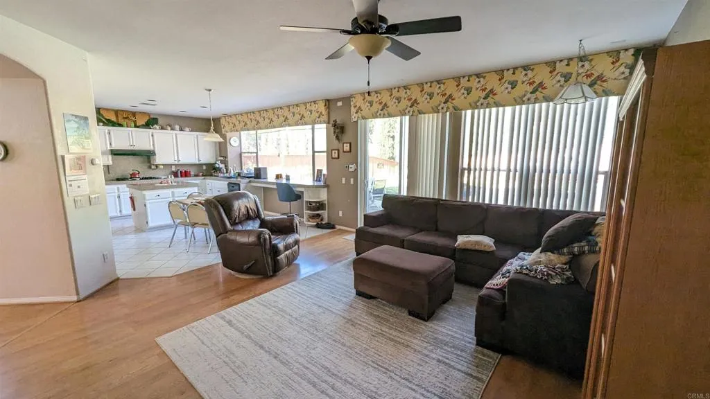 https://cdn.realtyfeed.com/cdn/127/306722917/7980a1c474c2725f896c030b69374be1.webp