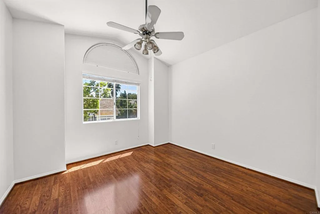 https://cdn.realtyfeed.com/cdn/127/306722918/8bfa8ef8ebb50c31671d63d7cd8dc798.webp