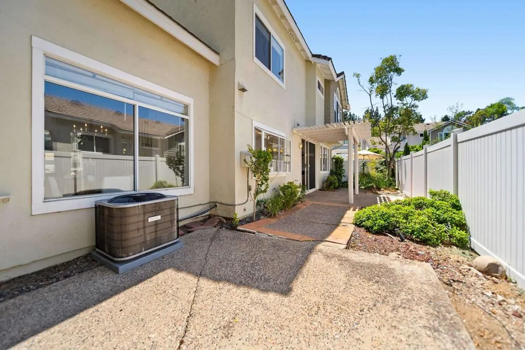 https://cdn.realtyfeed.com/cdn/127/306722918/9175138bf064a89df7cc4f6d2e2cef5b.webp