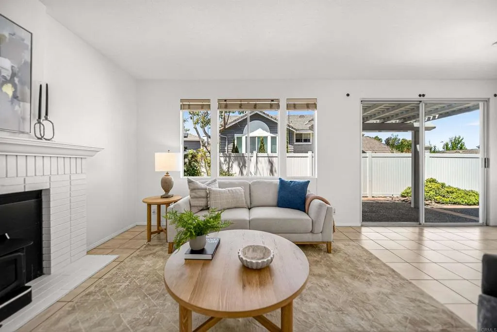 https://cdn.realtyfeed.com/cdn/127/306722918/bf3a544debf3e45b26e76e6957edfe8a.webp