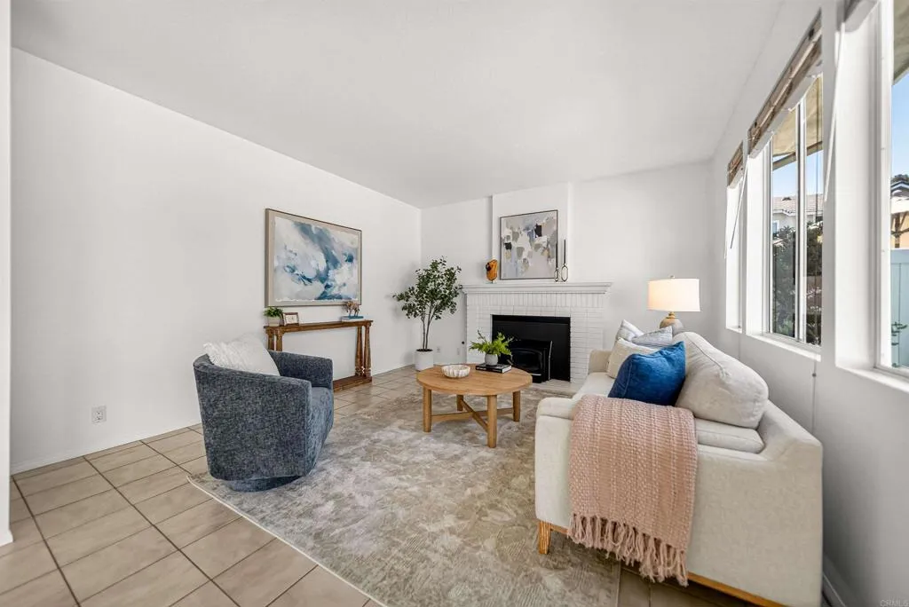 https://cdn.realtyfeed.com/cdn/127/306722918/dd27a0b42587f1b1548f5971ca13e235.webp