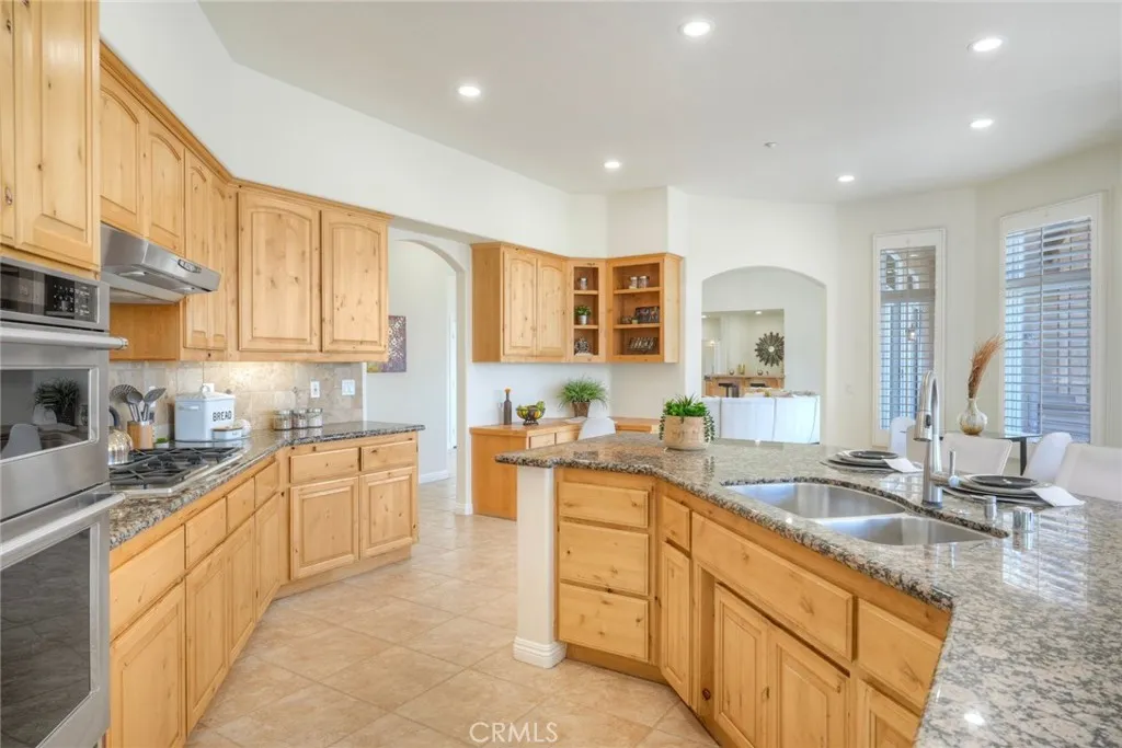 https://cdn.realtyfeed.com/cdn/127/306722946/75f15e2b9b299286f63dd0f9edbc0dbe.webp