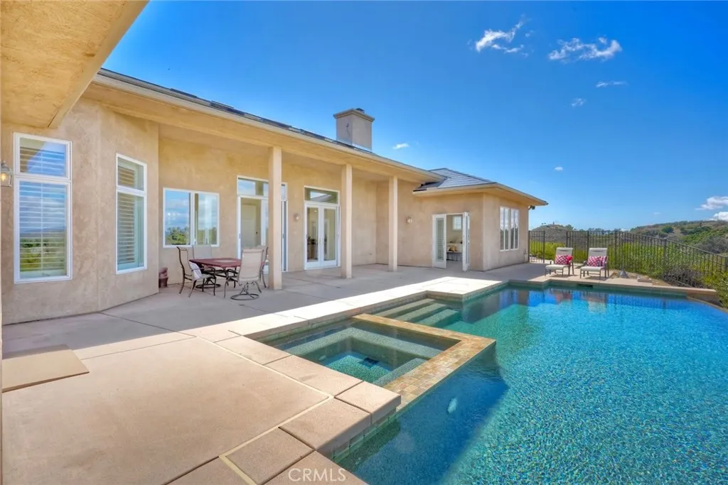 https://cdn.realtyfeed.com/cdn/127/306722946/94ba46b1e55a33024c7ac1e4db35a7ab.webp