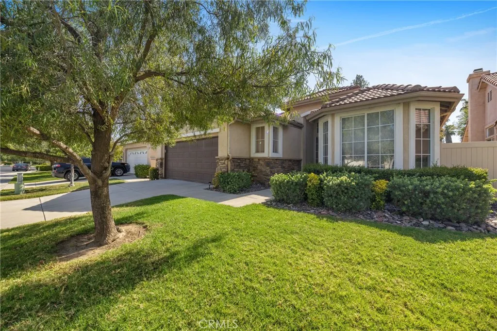 Menifee, CA 92584