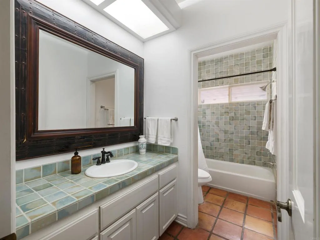 https://cdn.realtyfeed.com/cdn/127/306722966/d33219d260a59611fdf0a9ff4d0ec0ba.webp