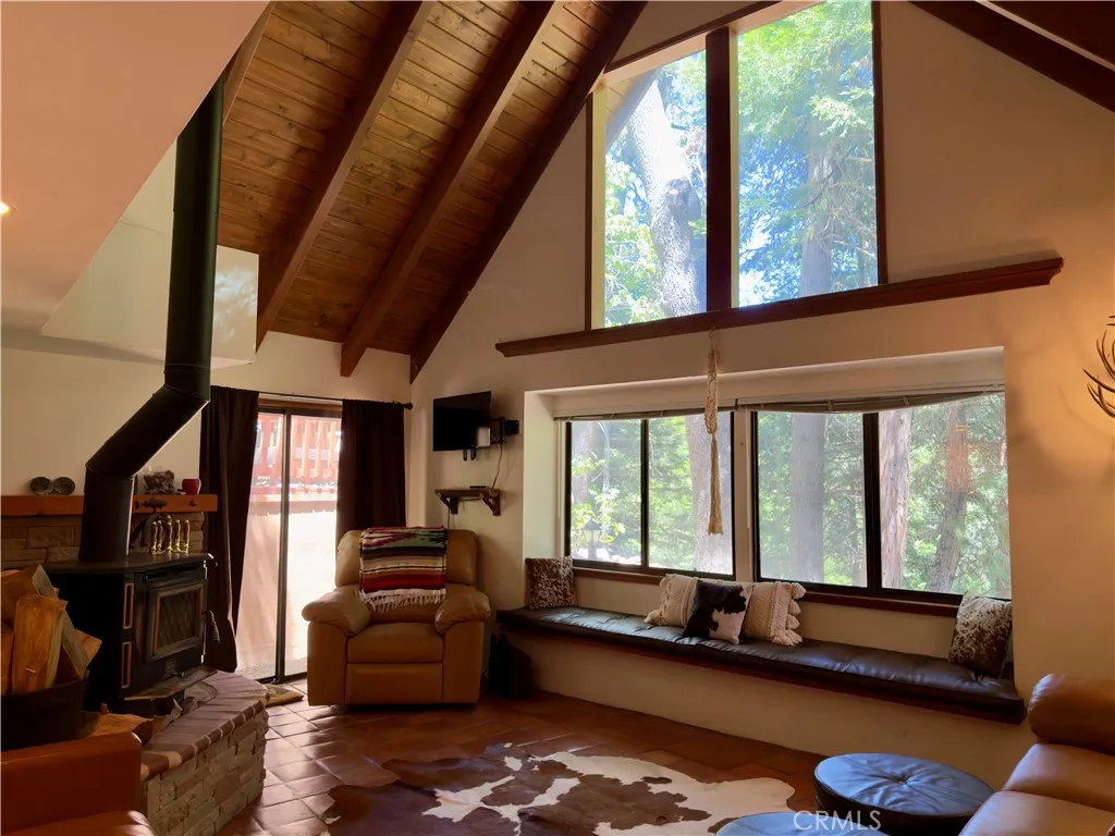 Lake Arrowhead, CA 92352