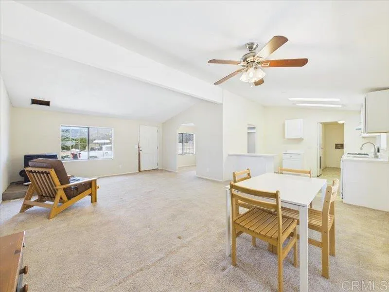 https://cdn.realtyfeed.com/cdn/127/306723006/0837d0169bdcfe9148dfcc812b6c4b80.webp