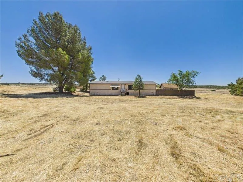 https://cdn.realtyfeed.com/cdn/127/306723006/319aff6138ba09c0285926a6ce9e4487.webp