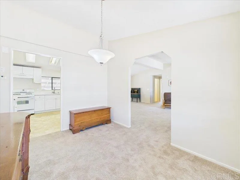 https://cdn.realtyfeed.com/cdn/127/306723006/4113a813e4ff2063f4b1a113d186f925.webp