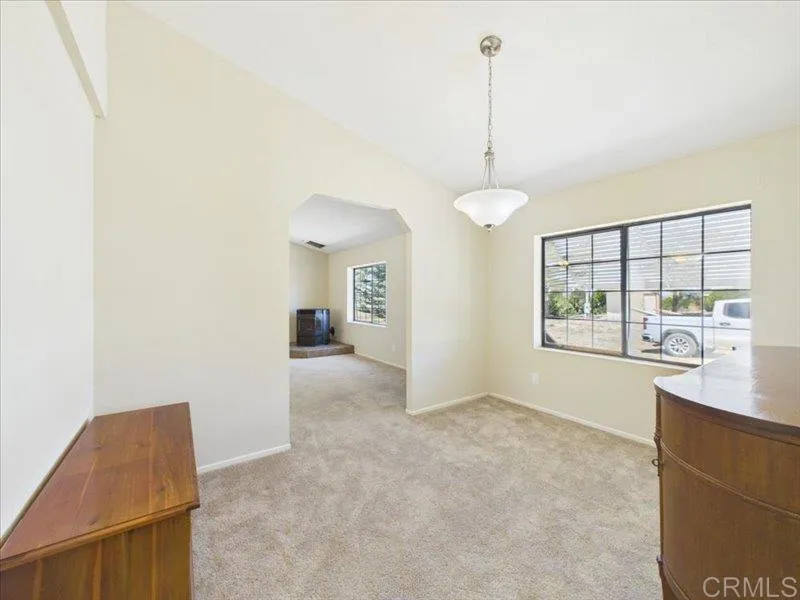 https://cdn.realtyfeed.com/cdn/127/306723006/50f50249e5709ed55f362fb1c0448588.webp